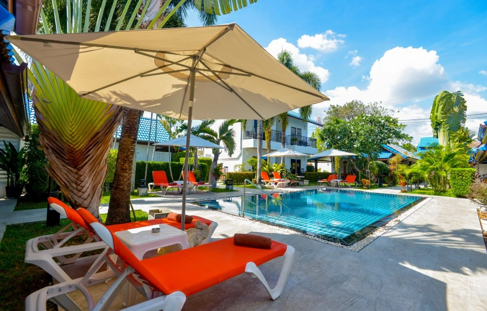 Phuket Airport Hotel About Img